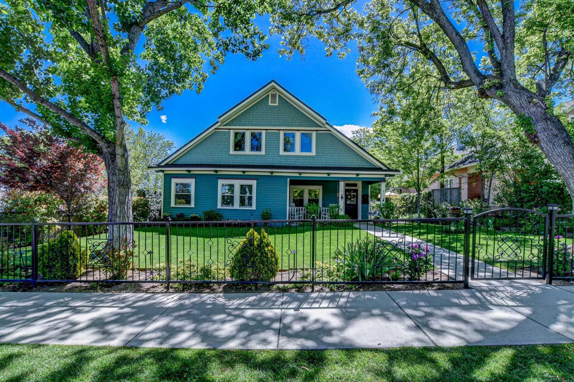 Historic Prescott Home With Yard, Walk To Downtown! Exterior photo